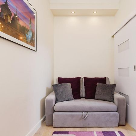Modern Apartment Lubicz Krakow By Noclegi Renters Luaran gambar