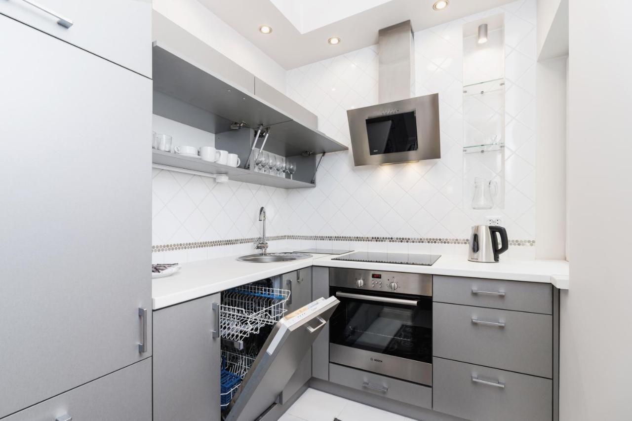 Modern Apartment Lubicz Krakow By Noclegi Renters Luaran gambar